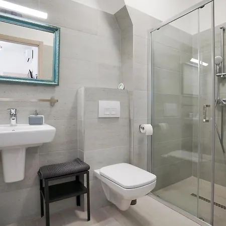 Koffer Apartment *